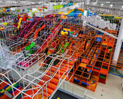 HBL big indoor plat center Big indoor play center from above